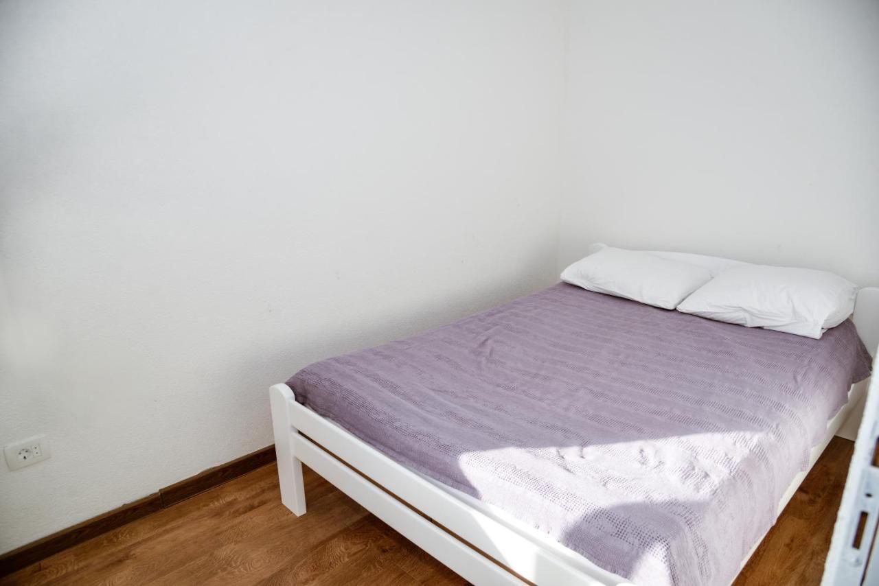 Iker Apartments Тиват Экстерьер фото