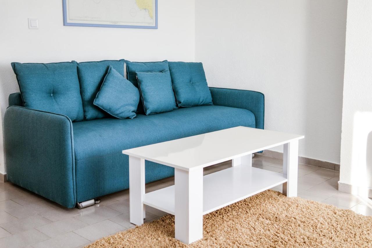 Iker Apartments Тиват Экстерьер фото
